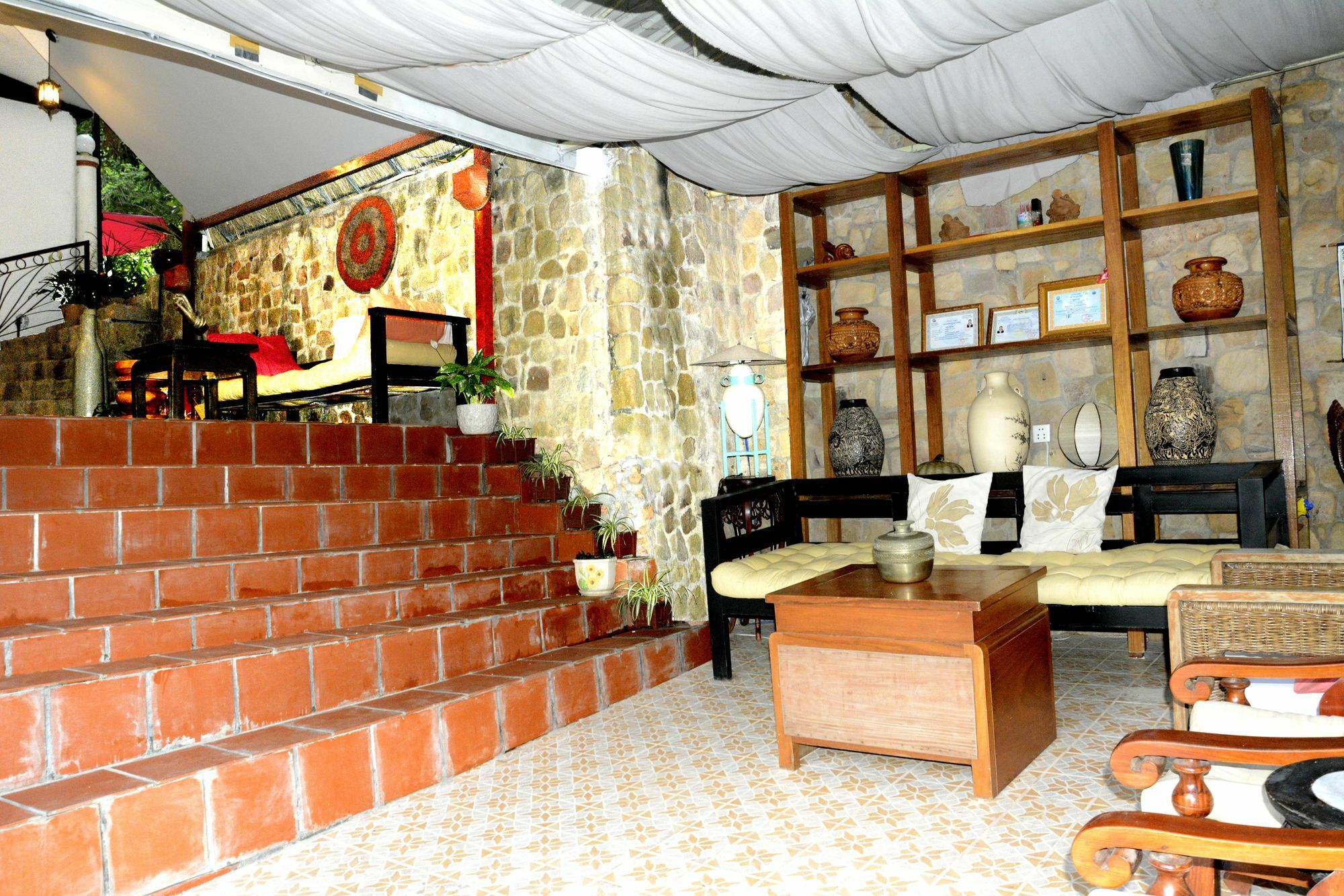 Tropical Hill Kep Cambodia Hotell Exteriör bild